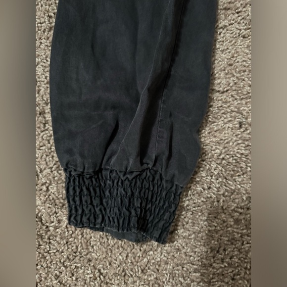 Athleta Washed Jogger Capris w/ Zipper Detail - Picture 3 of 8